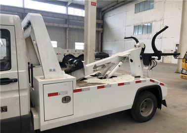 Total Mass Road Wrecker Truck IVECO Chassis Operating Voltage 24V Negative Grounded