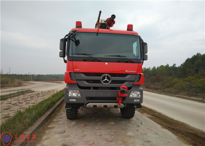 Benz Chassis 6x6 drive Airport Rapid Intervention Vehicle with Six Seats