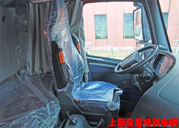 540HP SINOTRUK HOWO T7H Heavy Duty Truck 8x4 8.5m Dump Truck 15.37 Ton